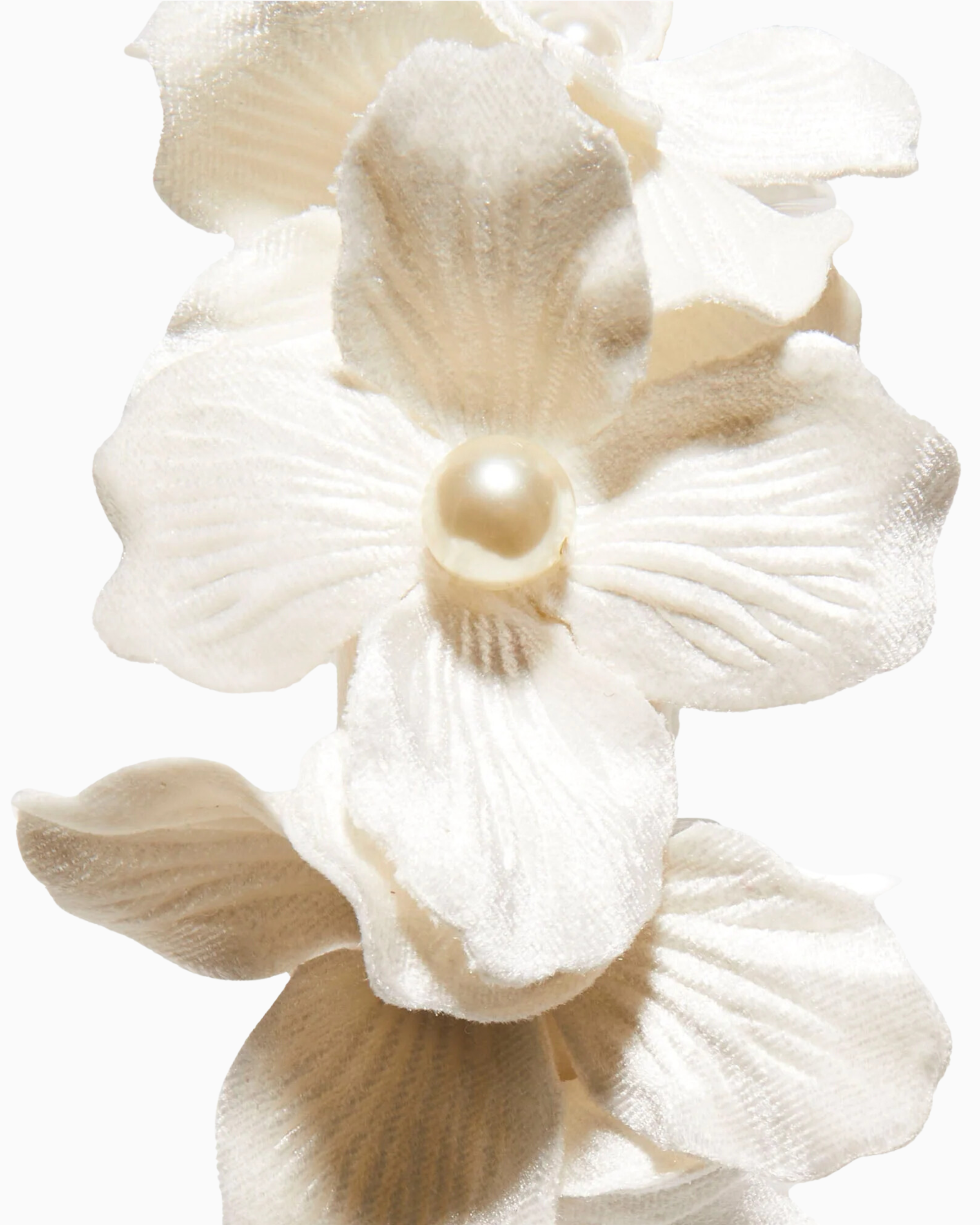 Lele Sadoughi Velvet Headband in Ivory Magnolia