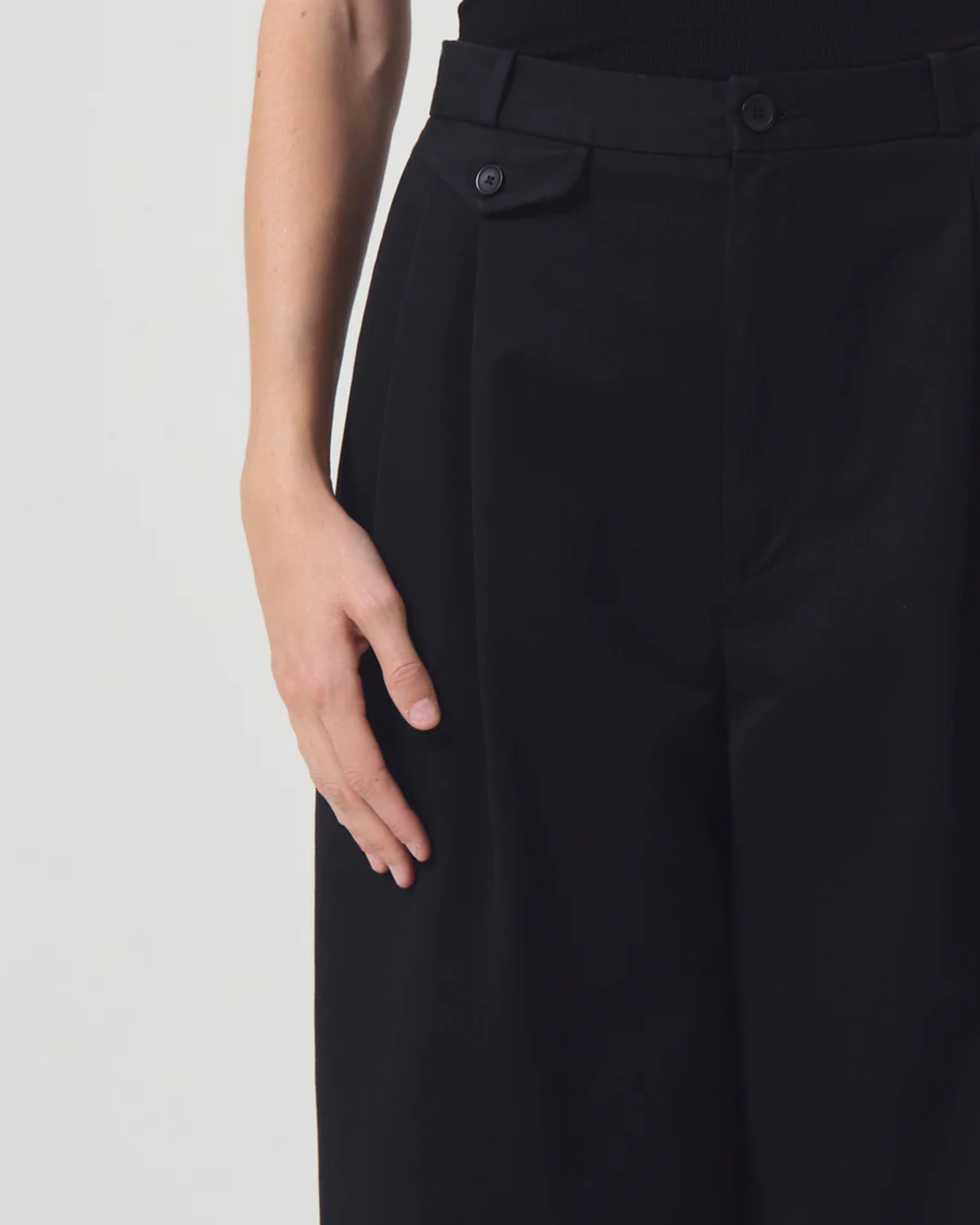 Agolde Becker Chino Pant in Black