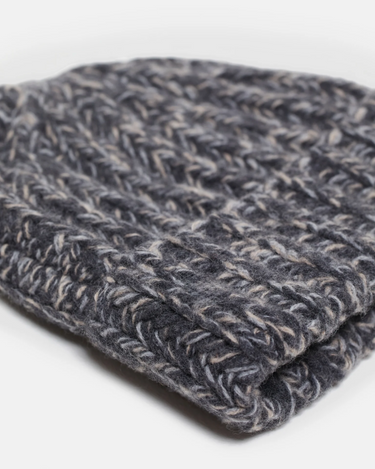 Closed Knitted Hat in Dark Grey Melange