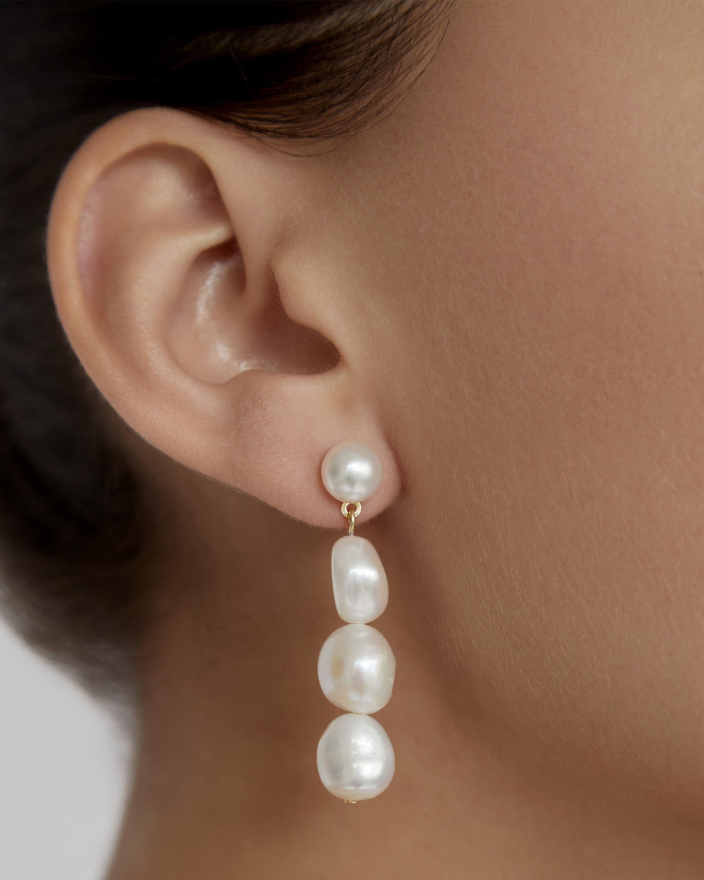 Shashi Ciel Pearl Earring