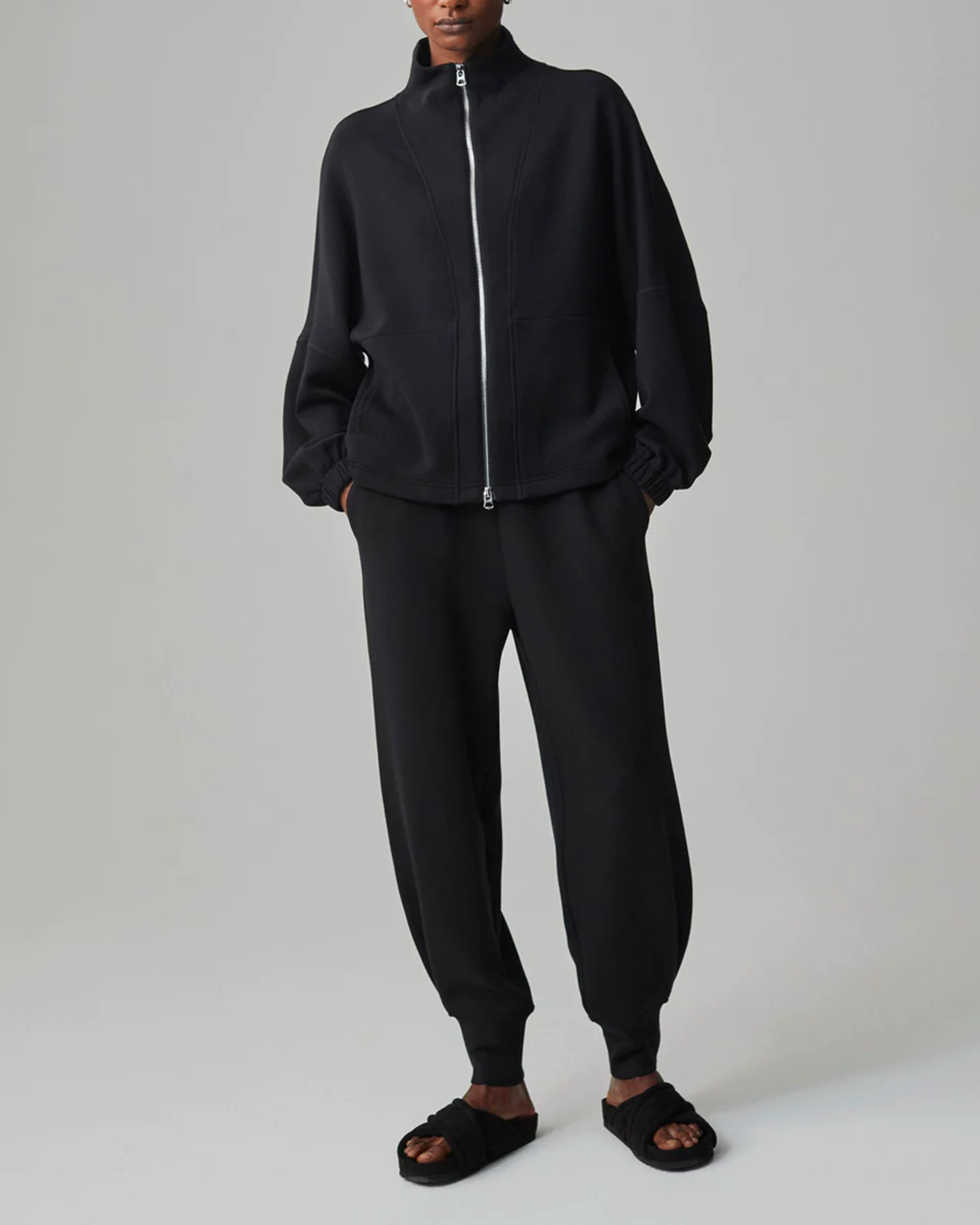 Varley Ashbury Zip Through Sweatshirt in Black