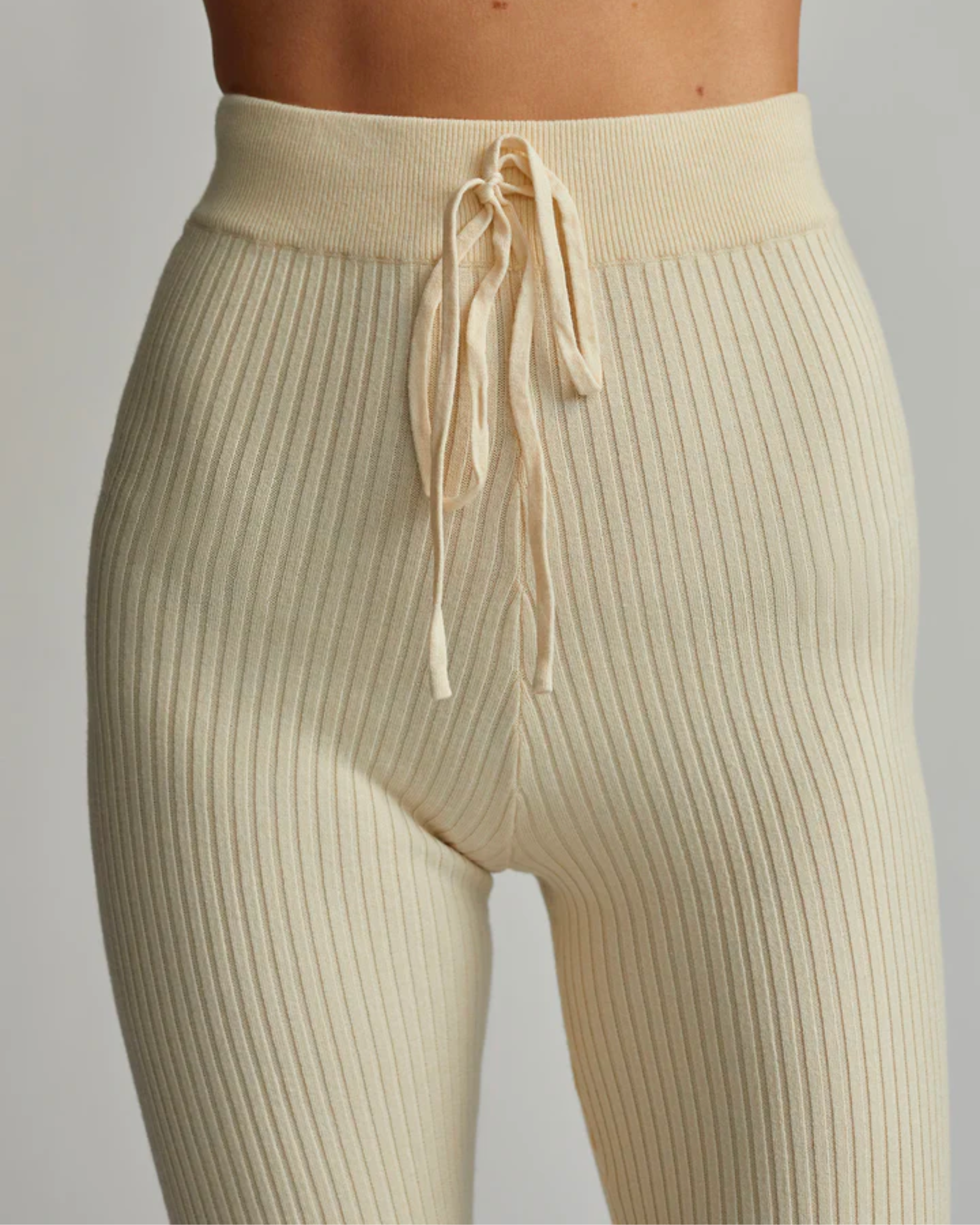 Varley Mocado Rib Knit Legging in White Cap Grey