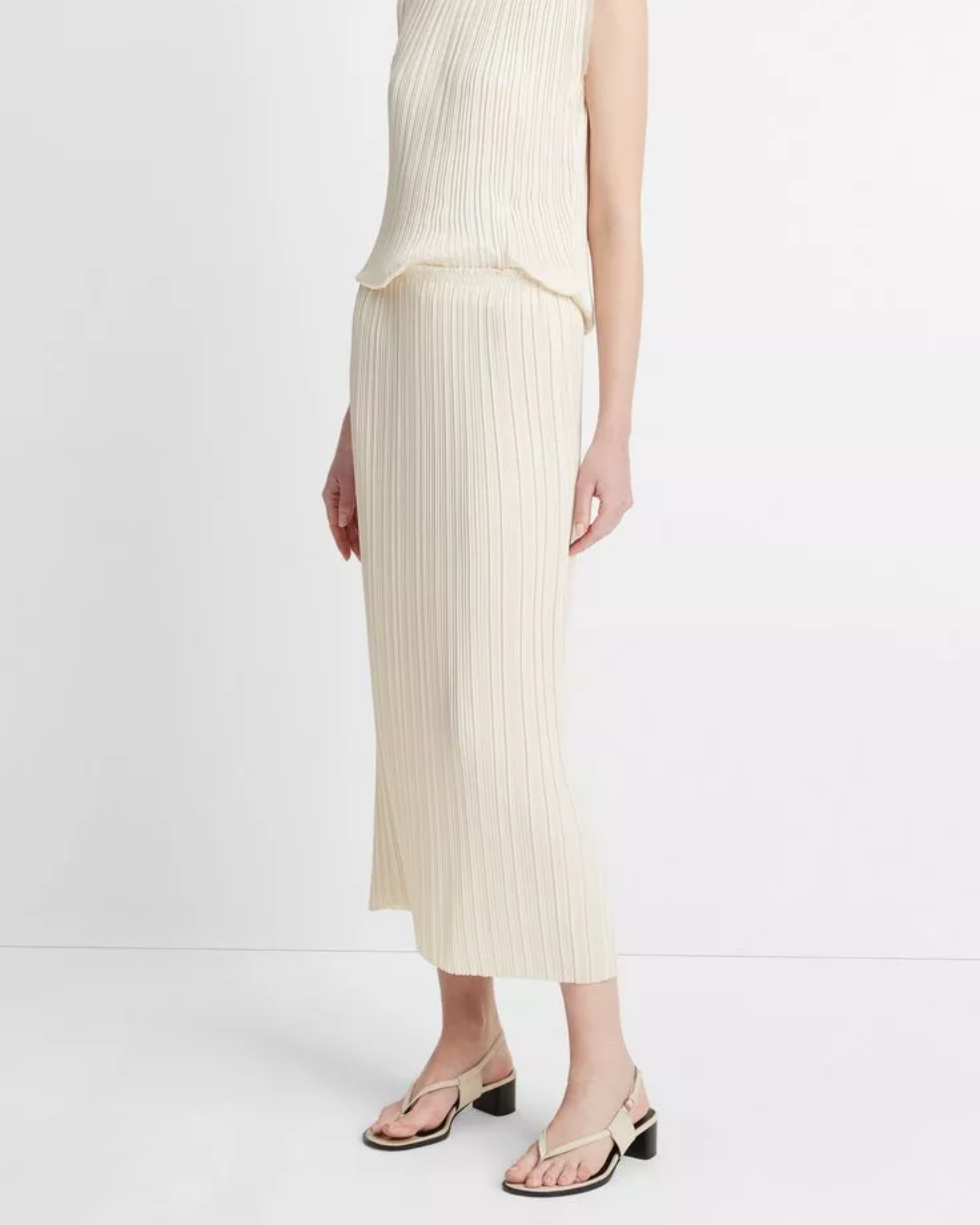 Vince Pleated Straight Pull-On Skirt in Bell