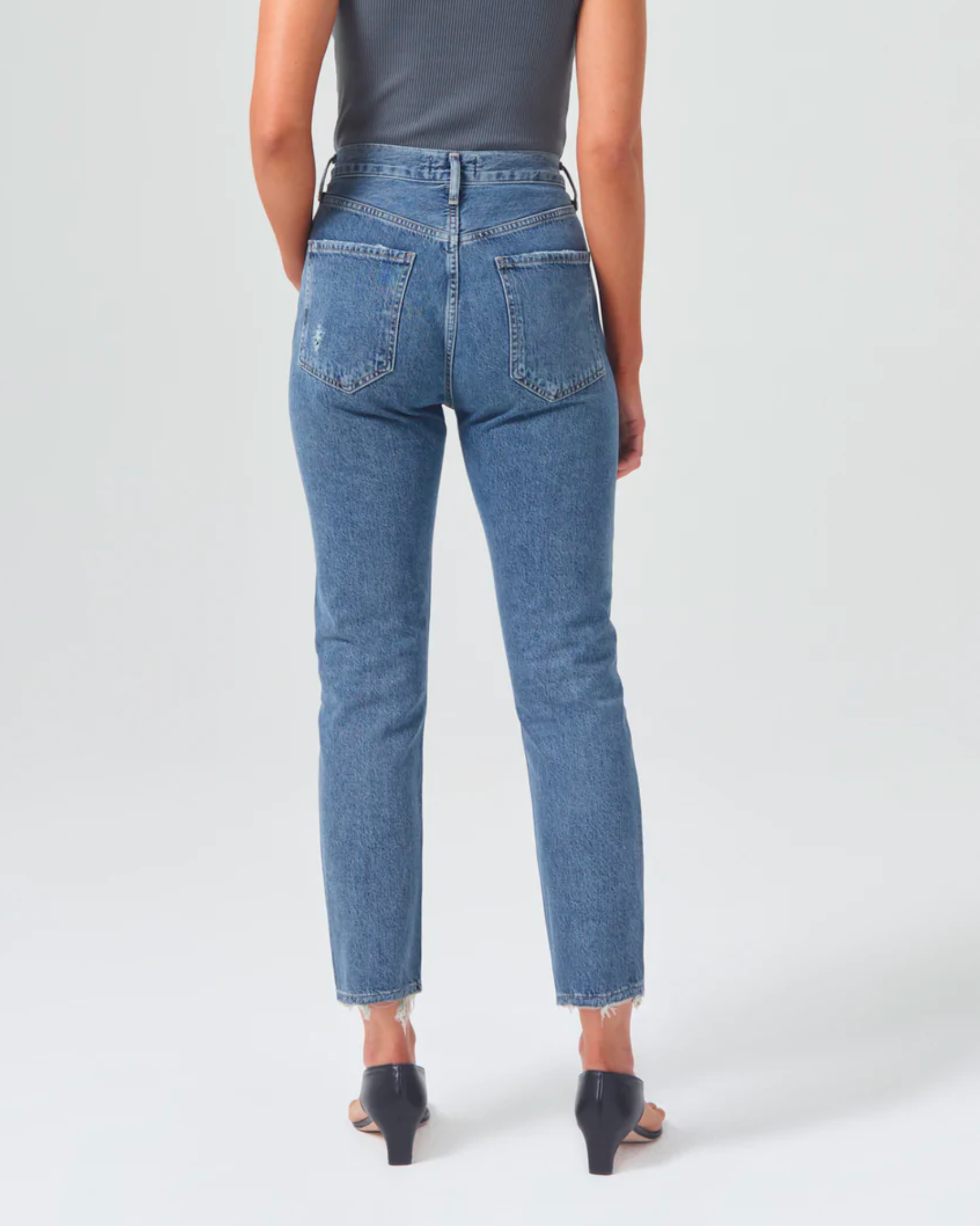 Agolde Riley Crop Jean in Frequency