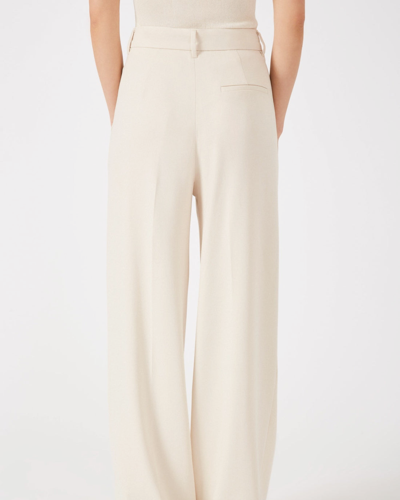 Grey/Ven The Maccaden Pleated Pant in Natural